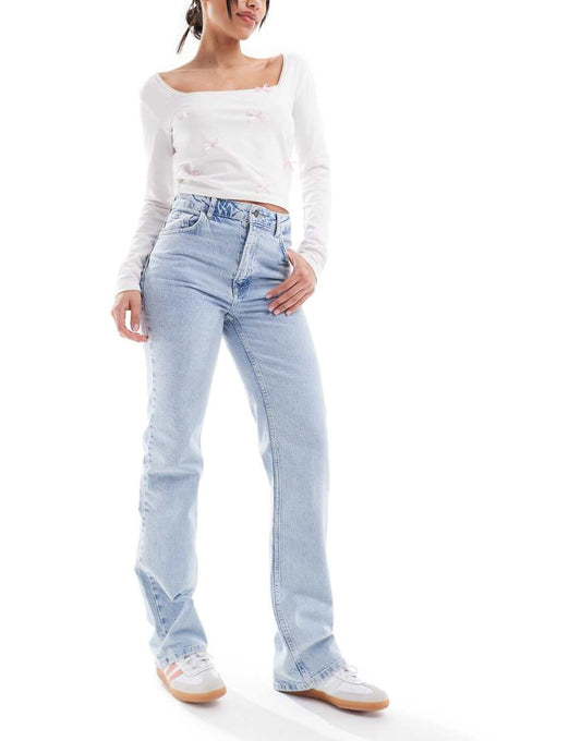 Stradivarius STR straight leg jeans with stretch in light blue