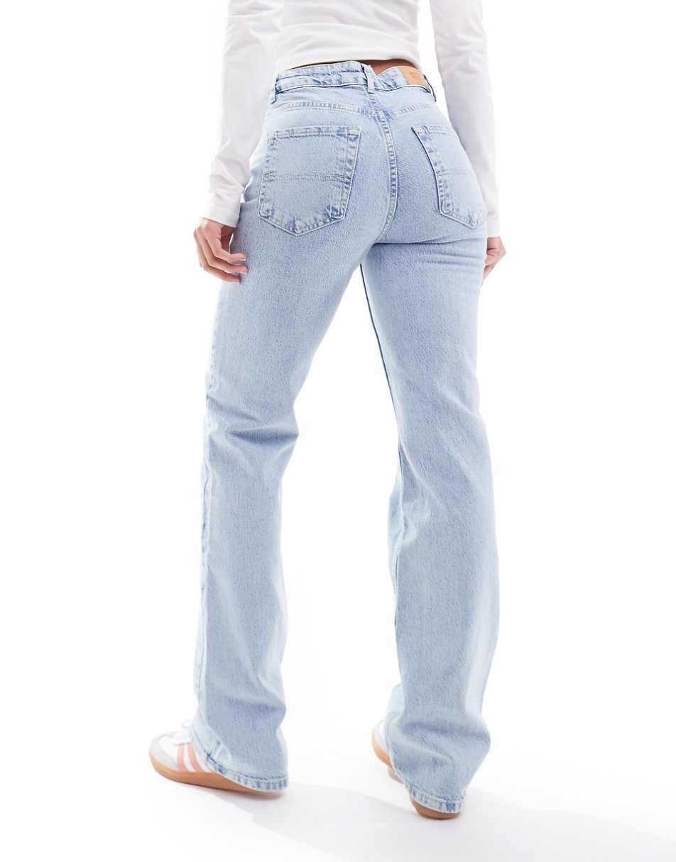 Stradivarius STR straight leg jeans with stretch in light blue