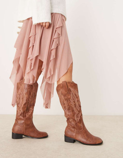 Glamorous western knee boots in brown
