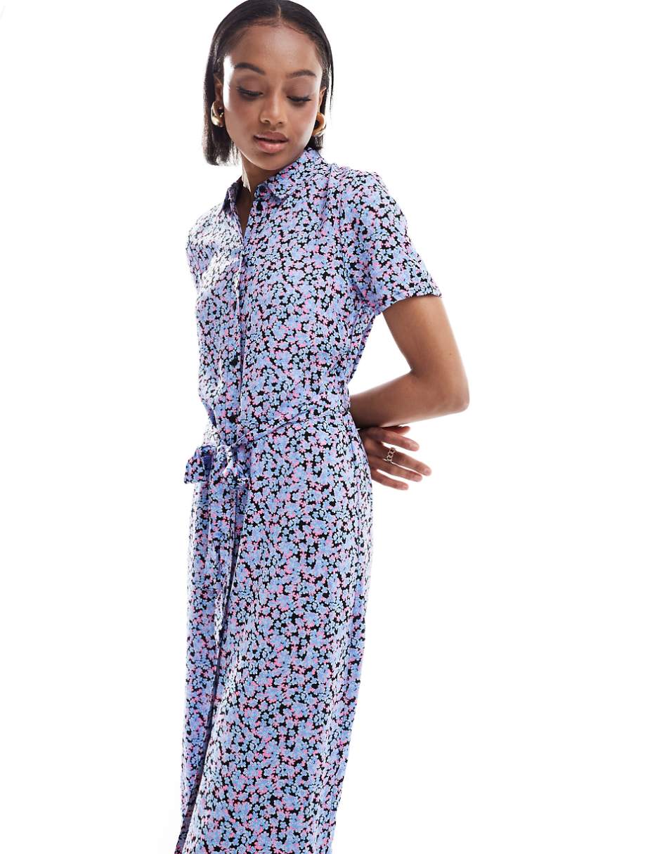 Vero Moda Tall maxi buttondown shirt dress in blue floral print