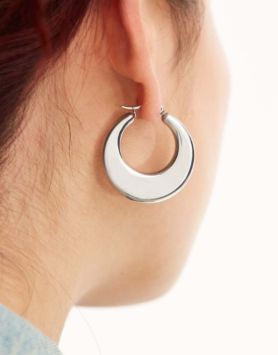 Lost Souls stainless steel sleek hoop earrings in silver