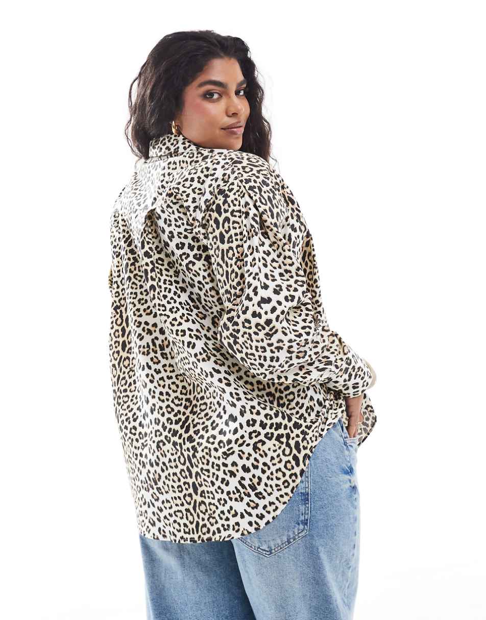 ASOS DESIGN Curve oversized shirt in leopard print