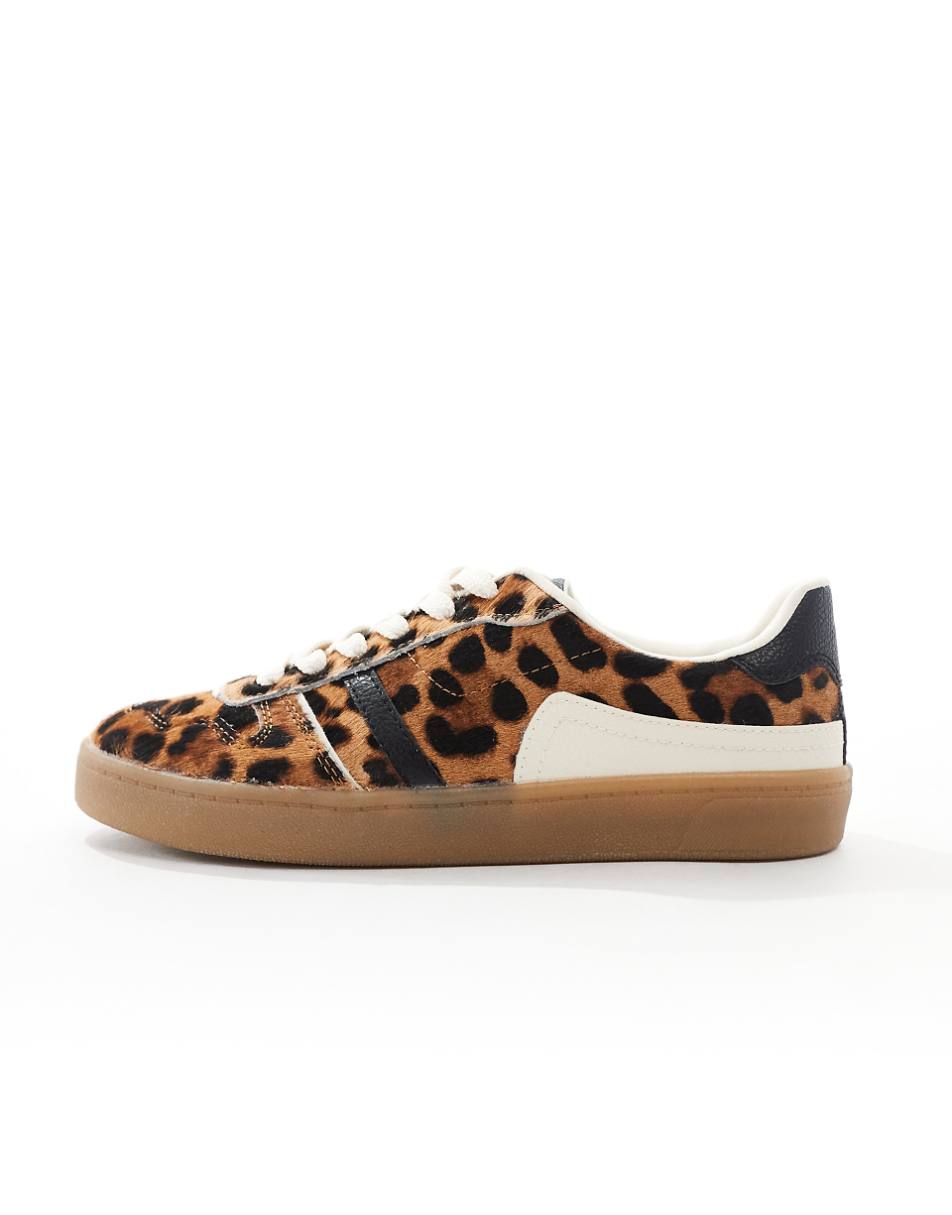 Stradivarius leopard print sneakers