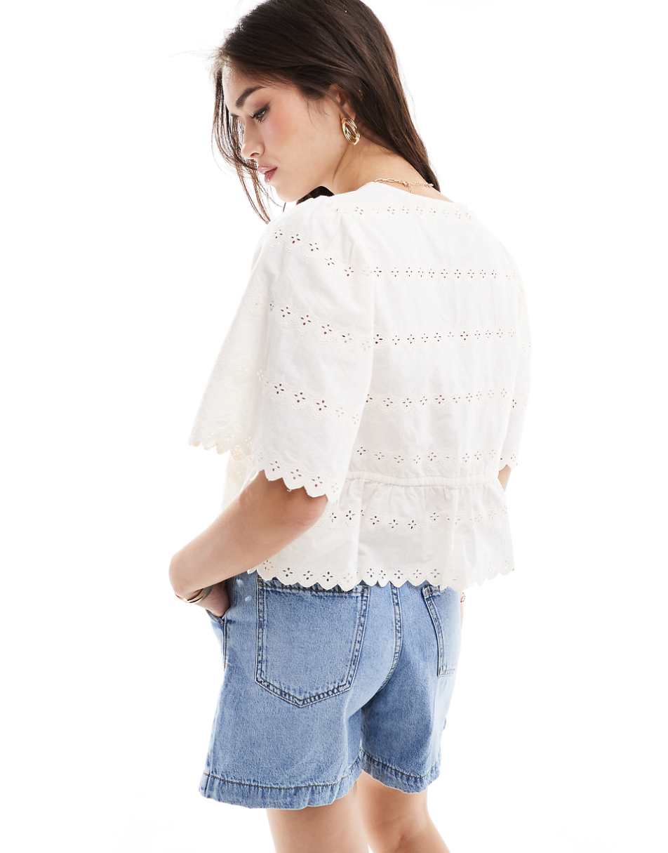 Vila eyelet tie front short sleeve shirt in cream