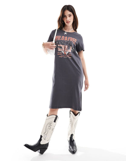 Noisy May midi t-shirt dress with wild print in gray