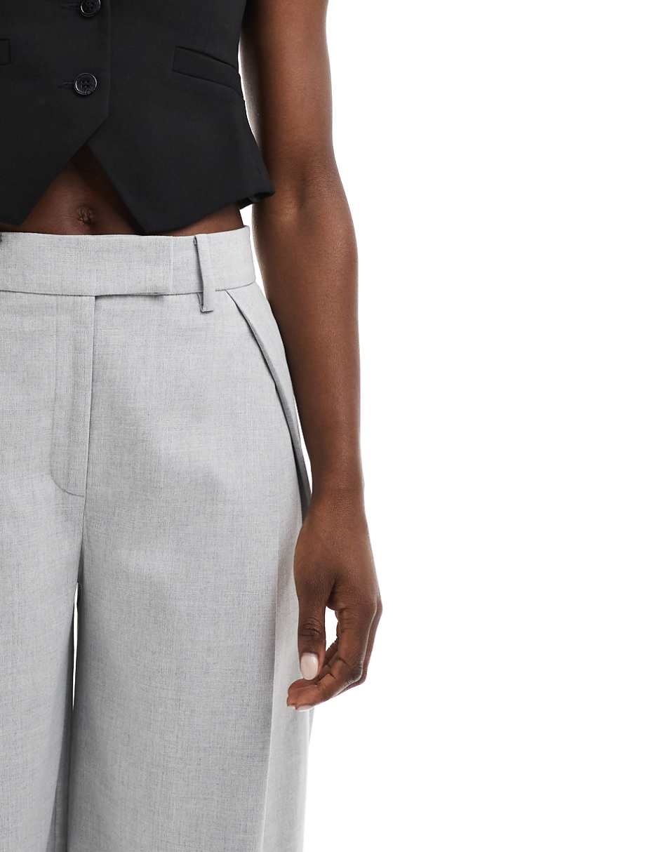 ASOS DESIGN cross over pleated tailored pants in gray