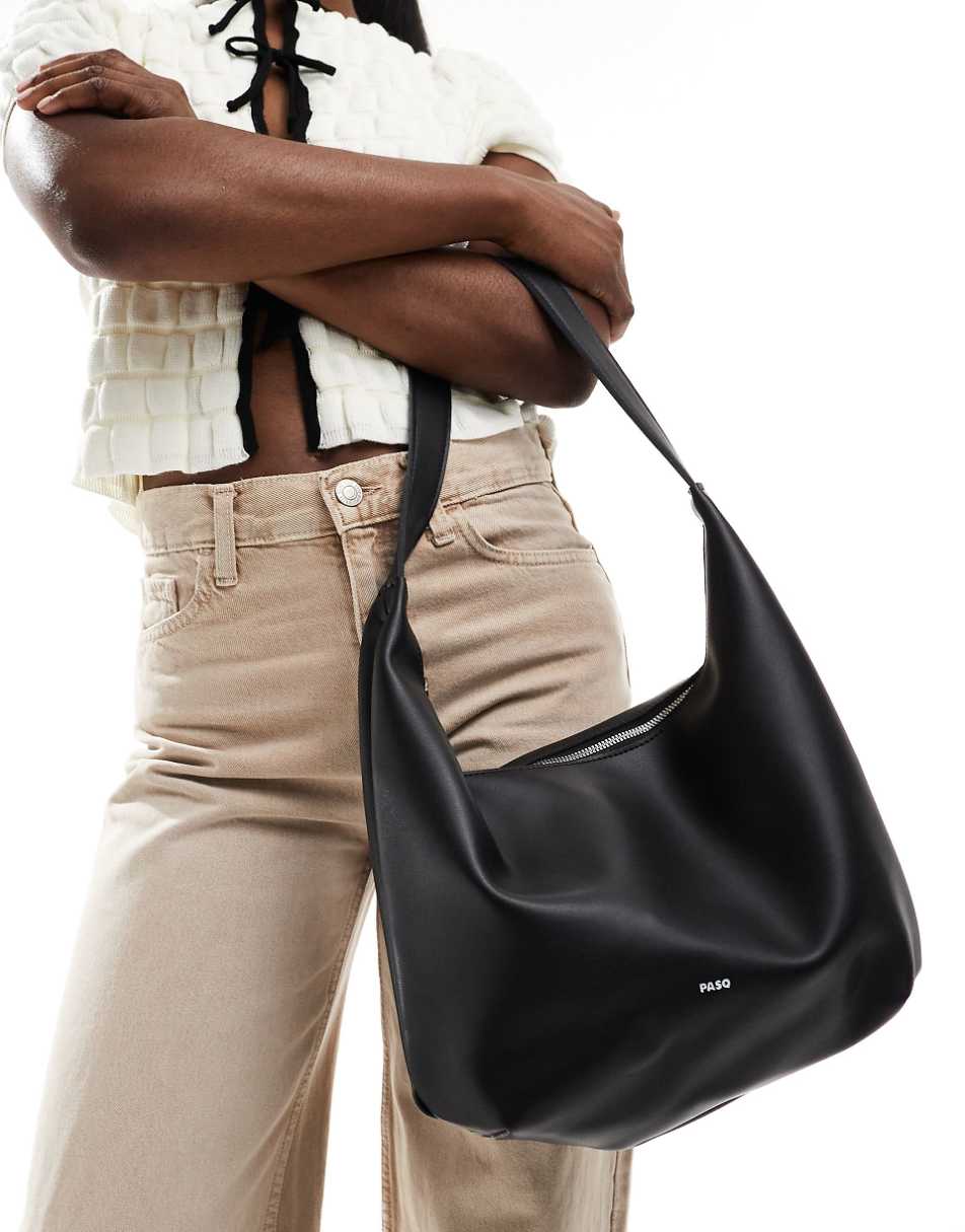 PASQ large slouchy shoulder bag in black