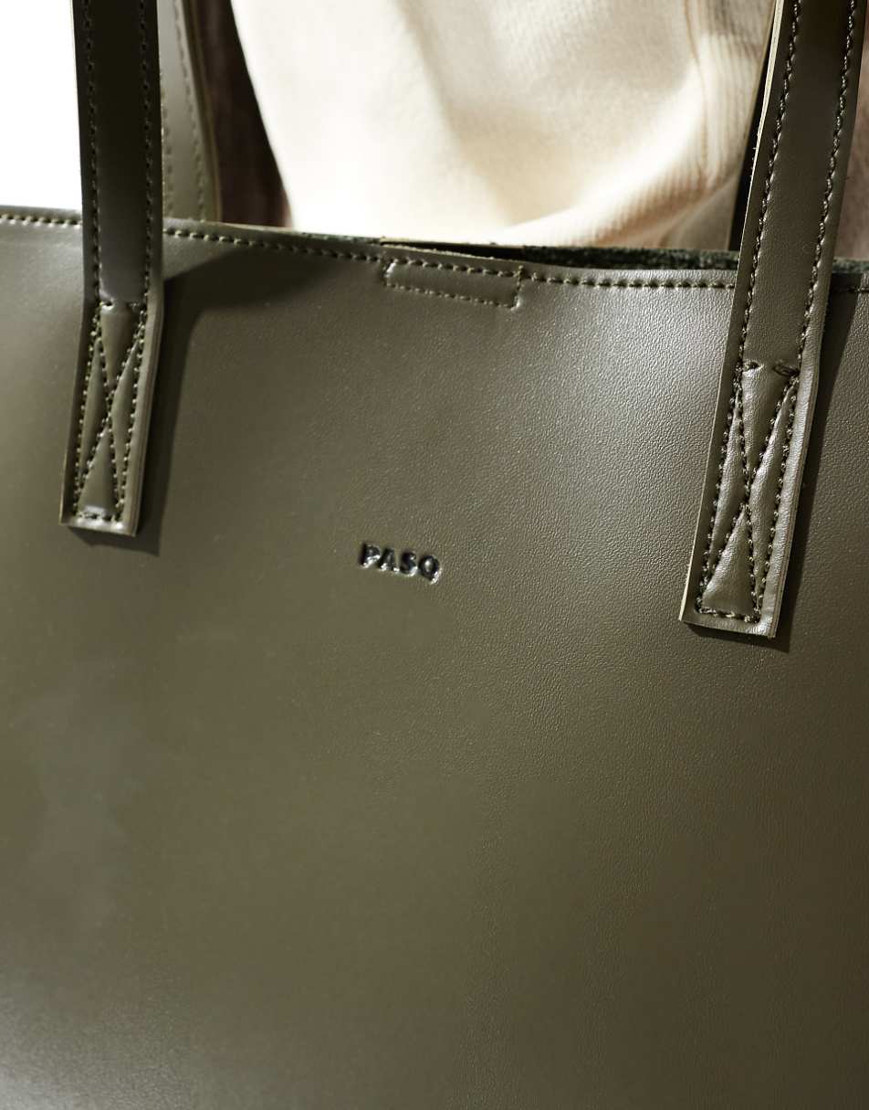 PASQ portrait tote bag in dark green