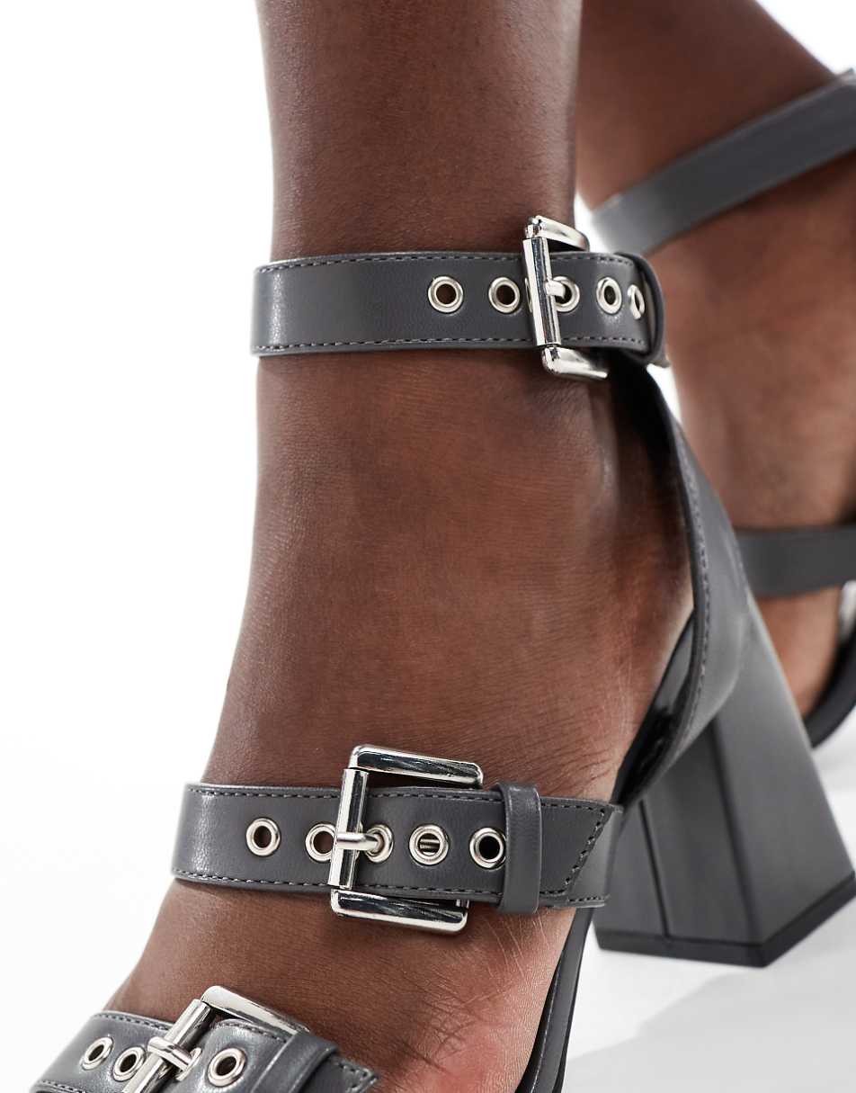 RAID Neesha block heeled sandals with buckles in gray