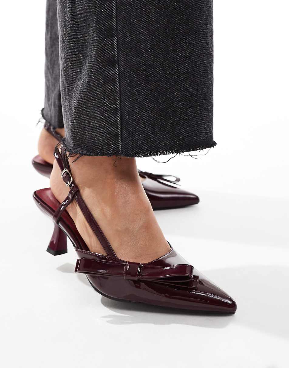 Glamorous slingback kitten heeled shoes with bow in burgundy