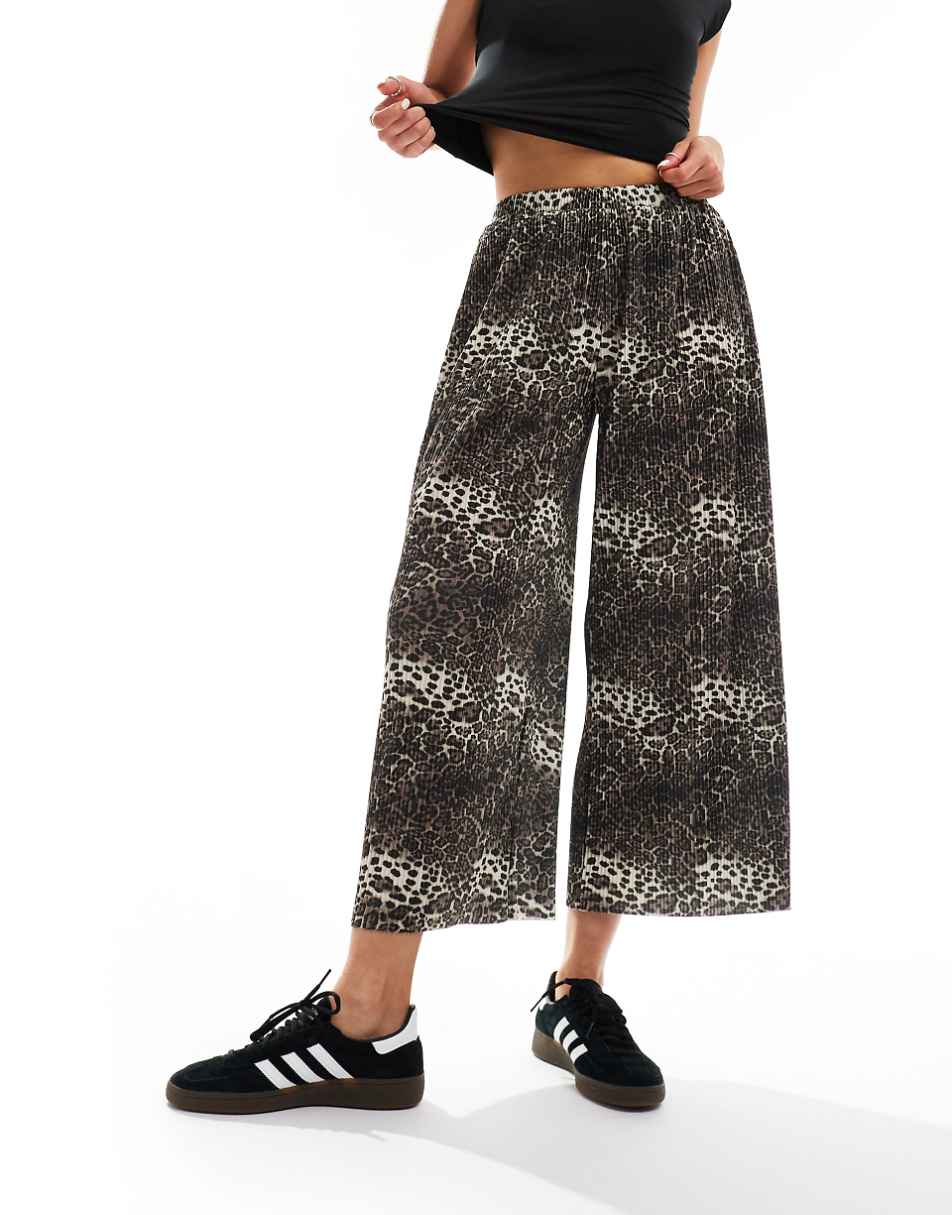 ASOS DESIGN plisse wide pants culottes in animal
