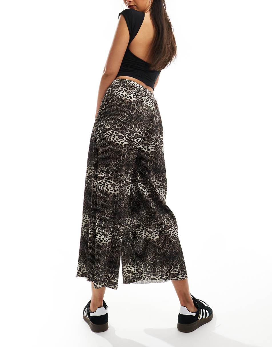 ASOS DESIGN plisse wide pants culottes in animal