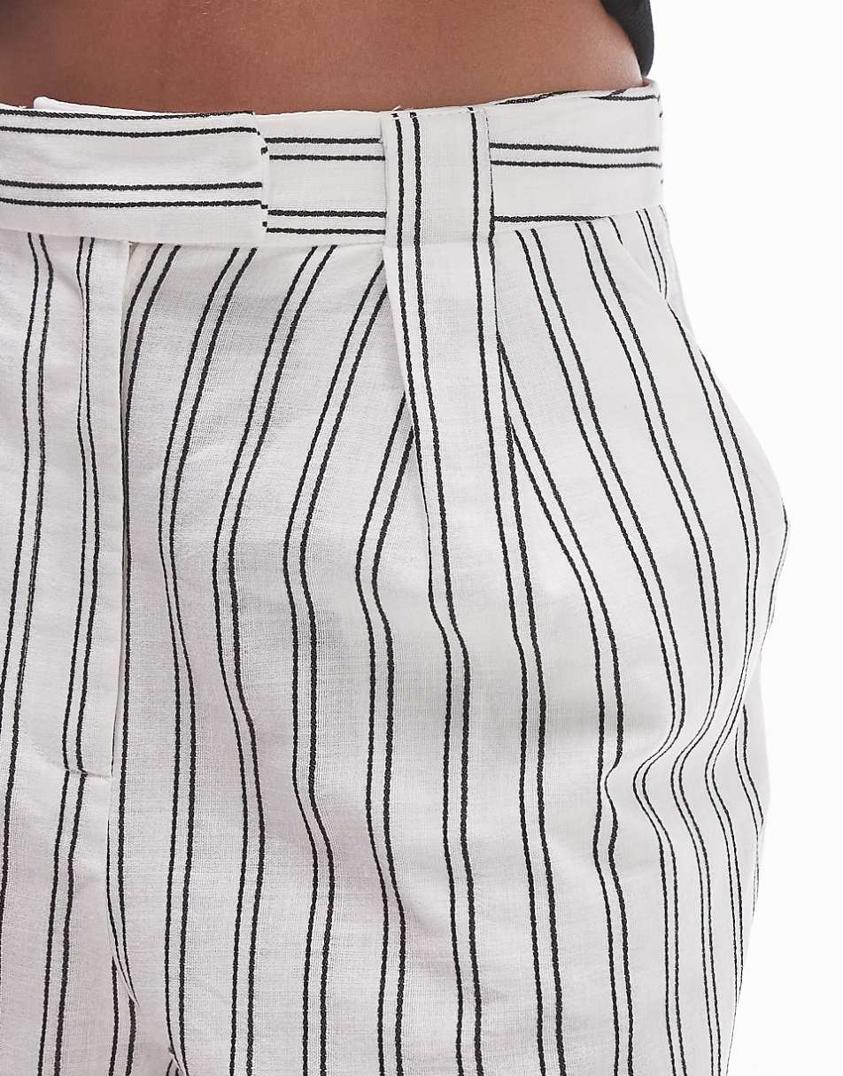 Topshop stripe tailored short in mono