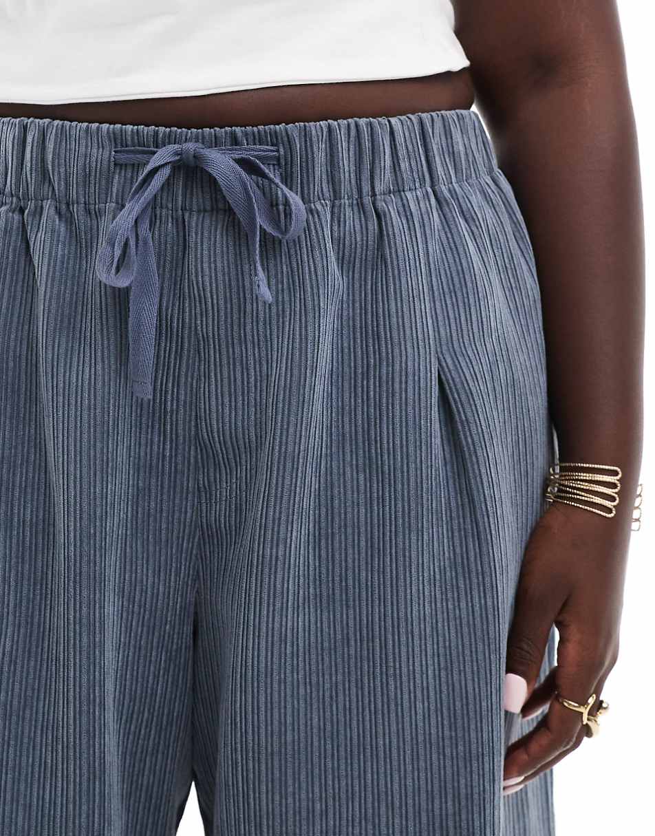 ASOS DESIGN Curve box pleat corduroy pull-on pants in blue