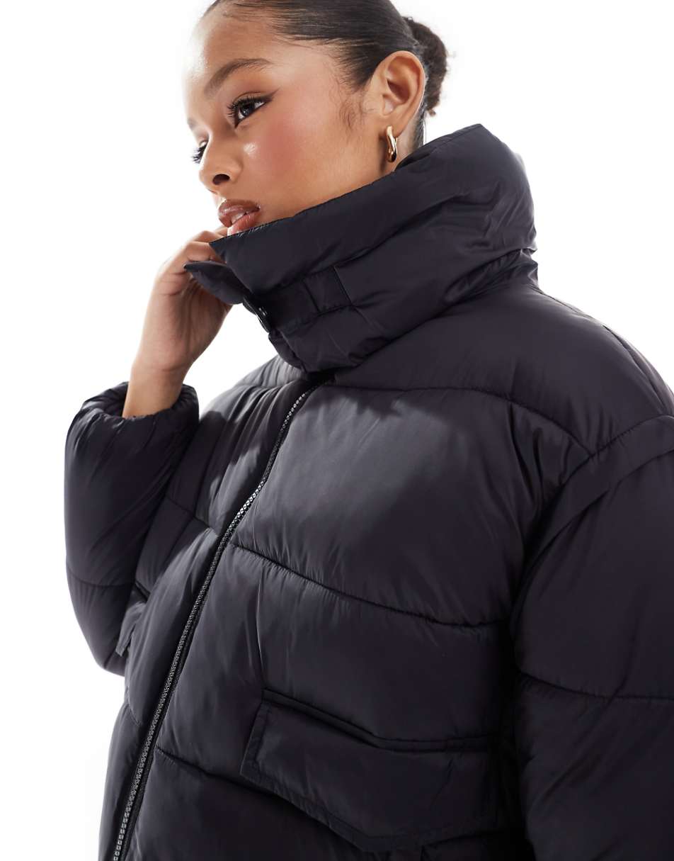 Stradivarius STR cropped puffer jacket in black