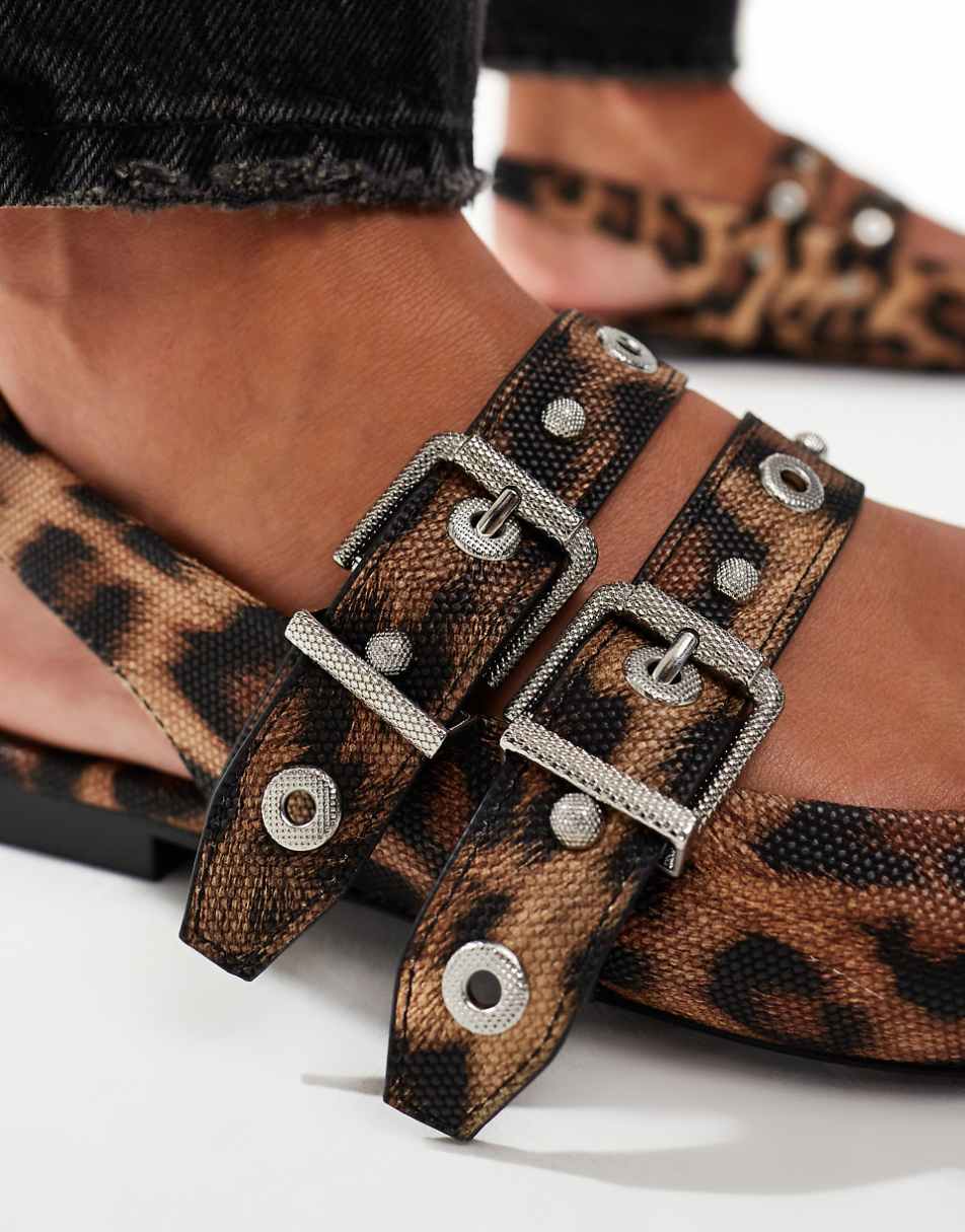 Stradivarius buckle detail sandal in leopard print