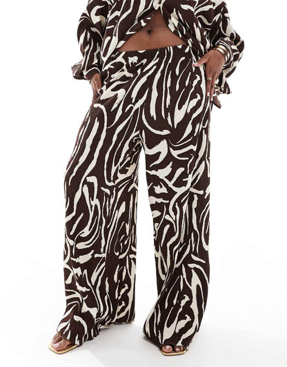 Extro & Vert Plus plisse pants in brown and cream abstract print - part of a set