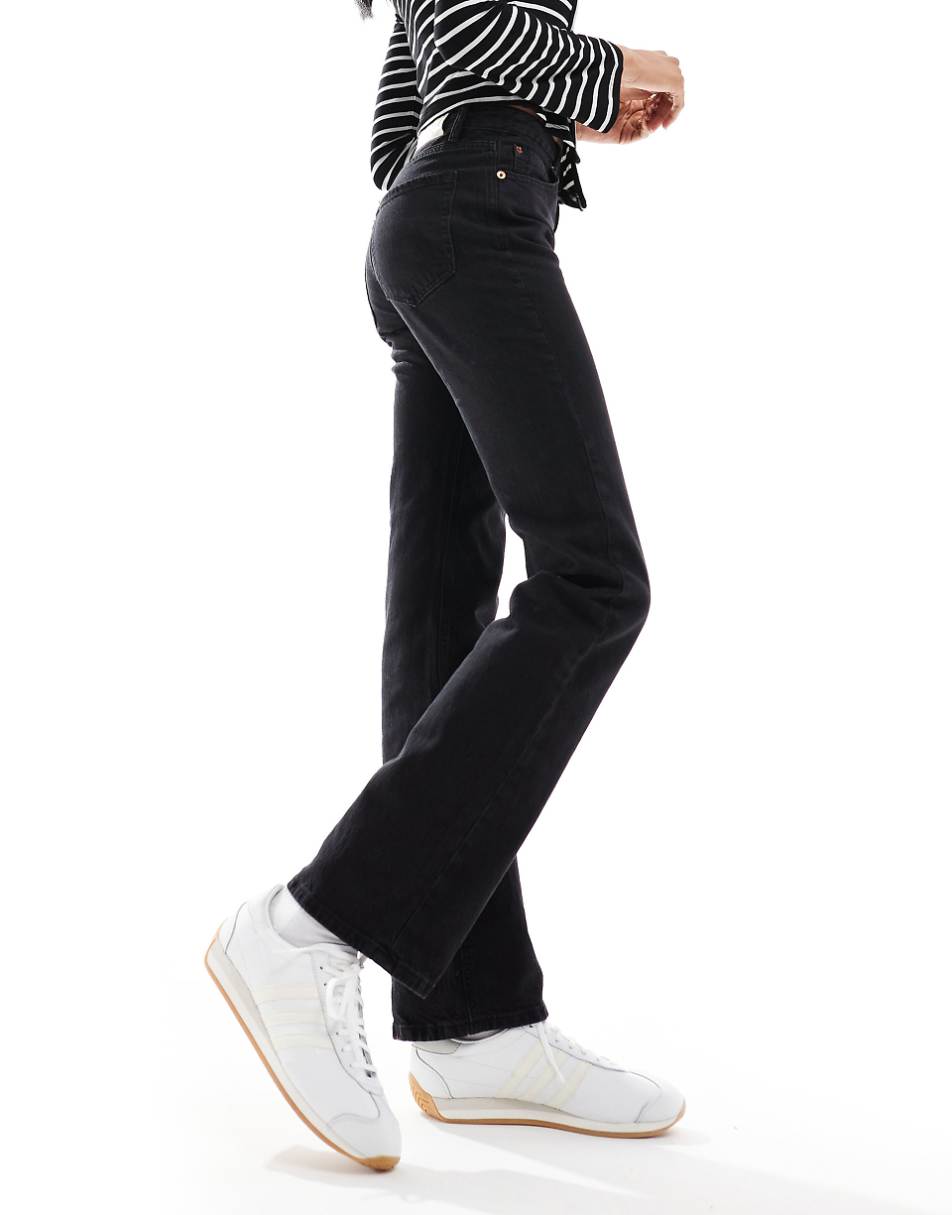 Stradivarius D98 Tall straight leg jeans in black