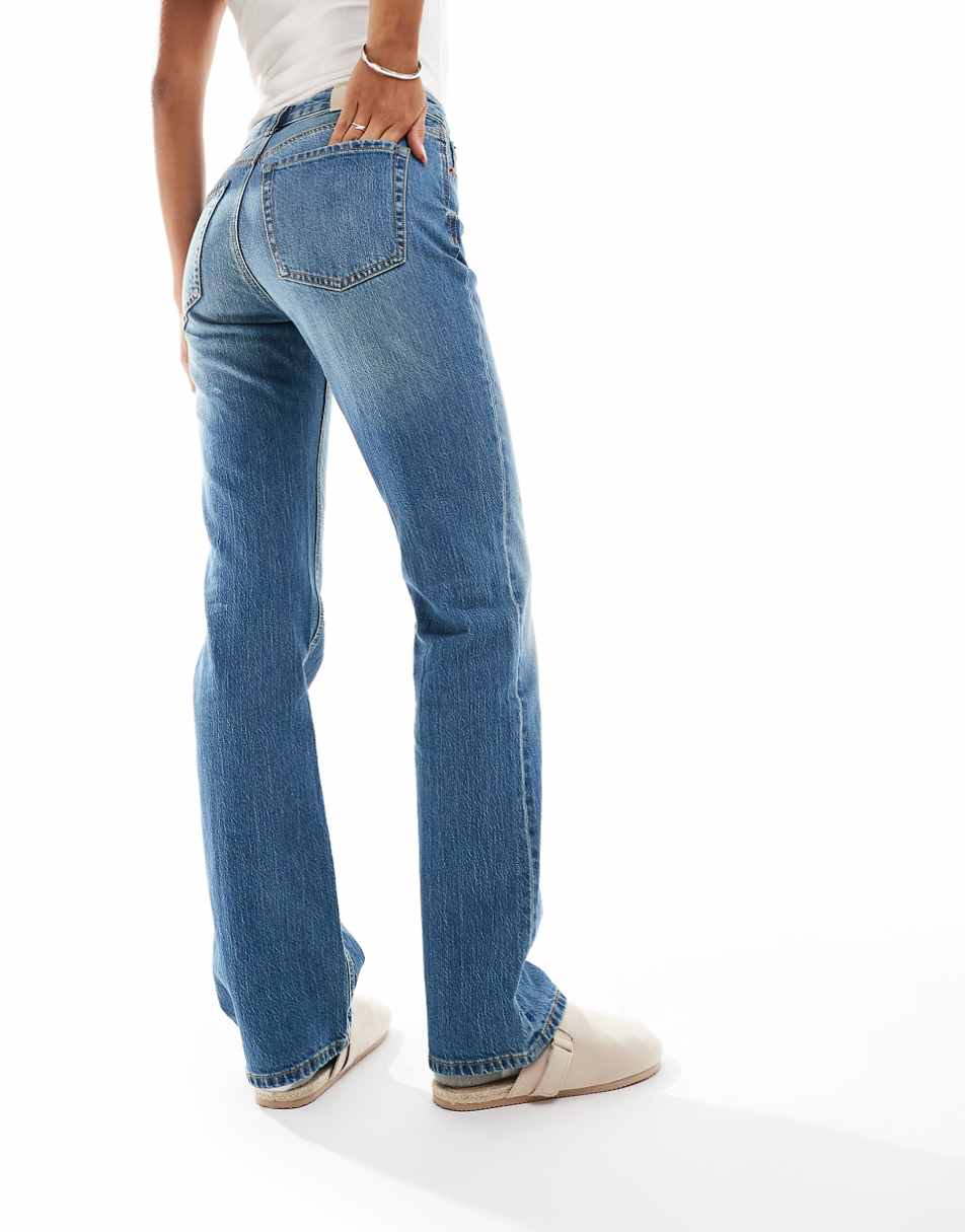 Stradivarius straight leg jeans in vintage wash