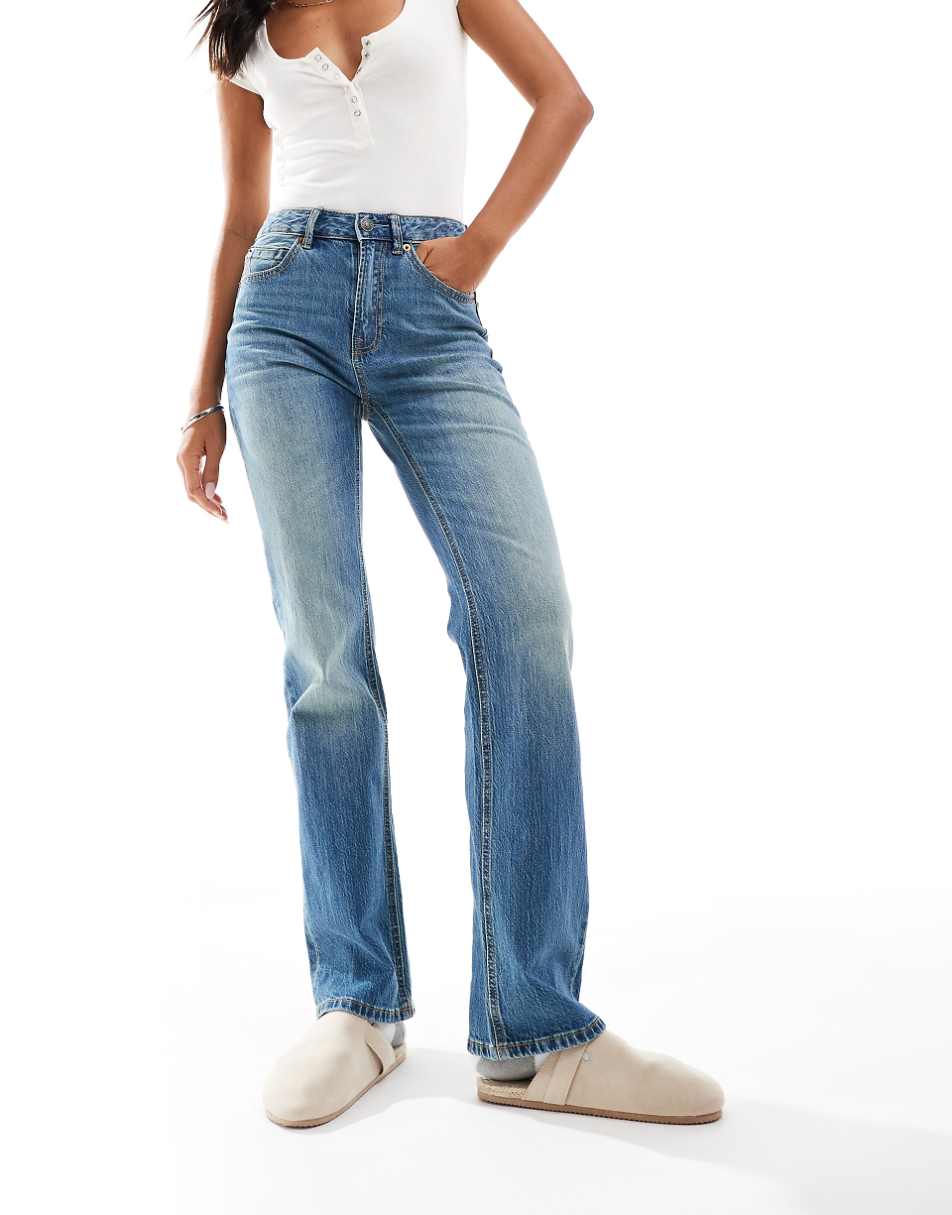 Stradivarius straight leg jeans in vintage wash