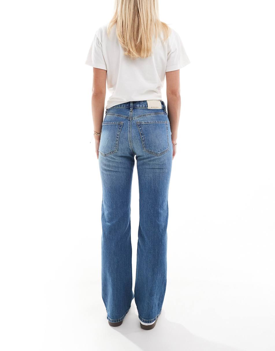 Stradivarius D98 Petite straight leg jeans in vintage wash