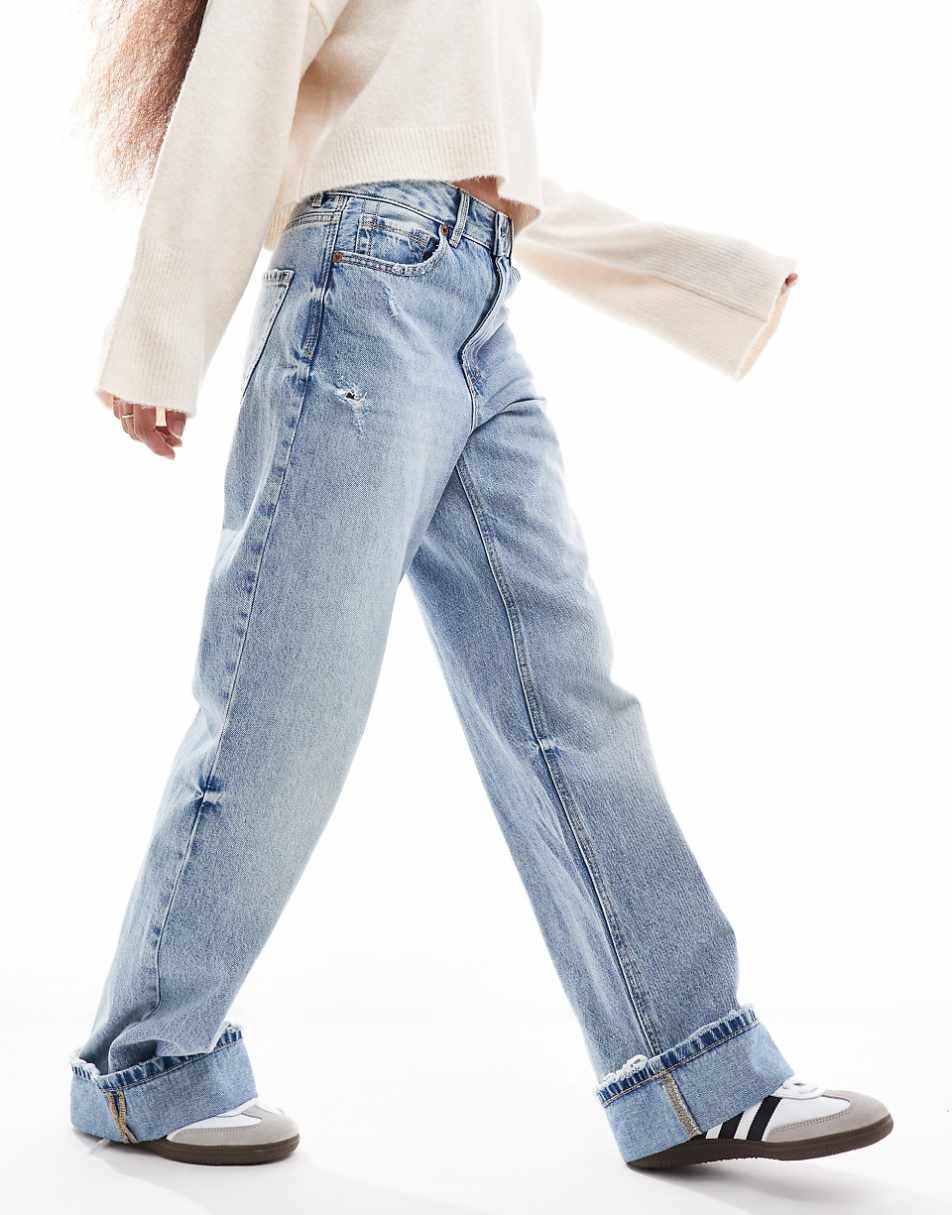 Stradivarius Petite wide leg dad jeans in light blue