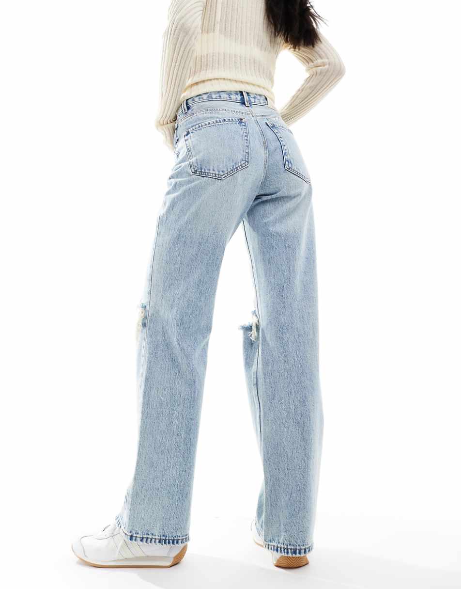 Stradivarius wide leg dad jeans with rips in medium blue