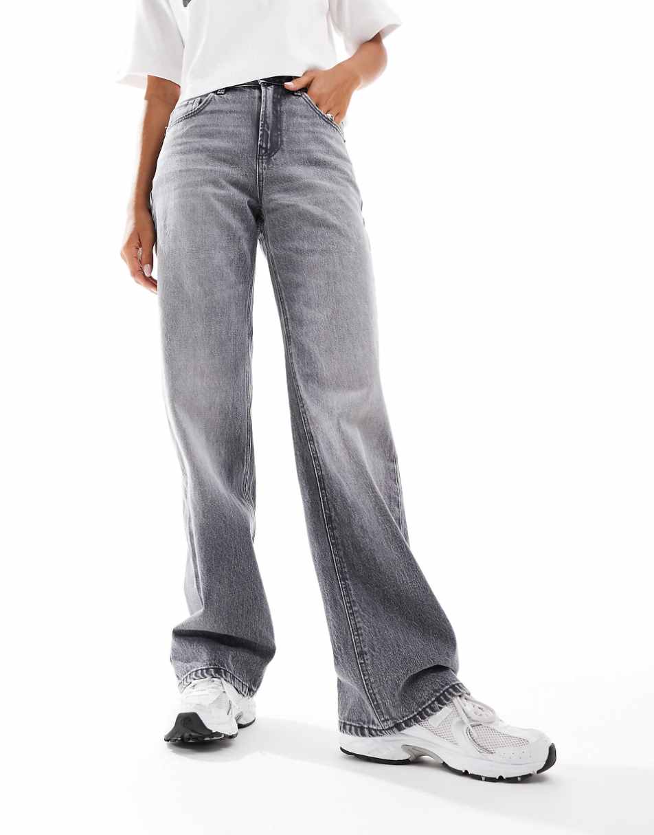 Stradivarius wide leg dad jeans in gray