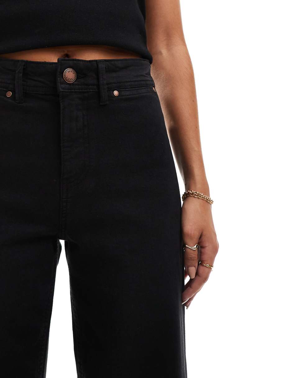 Stradivarius wide leg jean in black