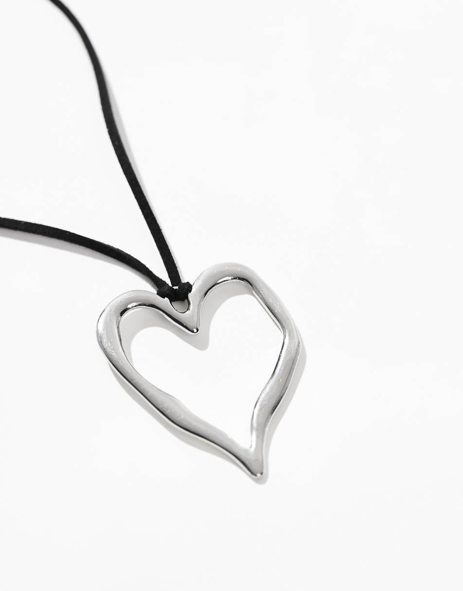 ASOS DESIGN Curve necklace with molten heart detail in silver tone