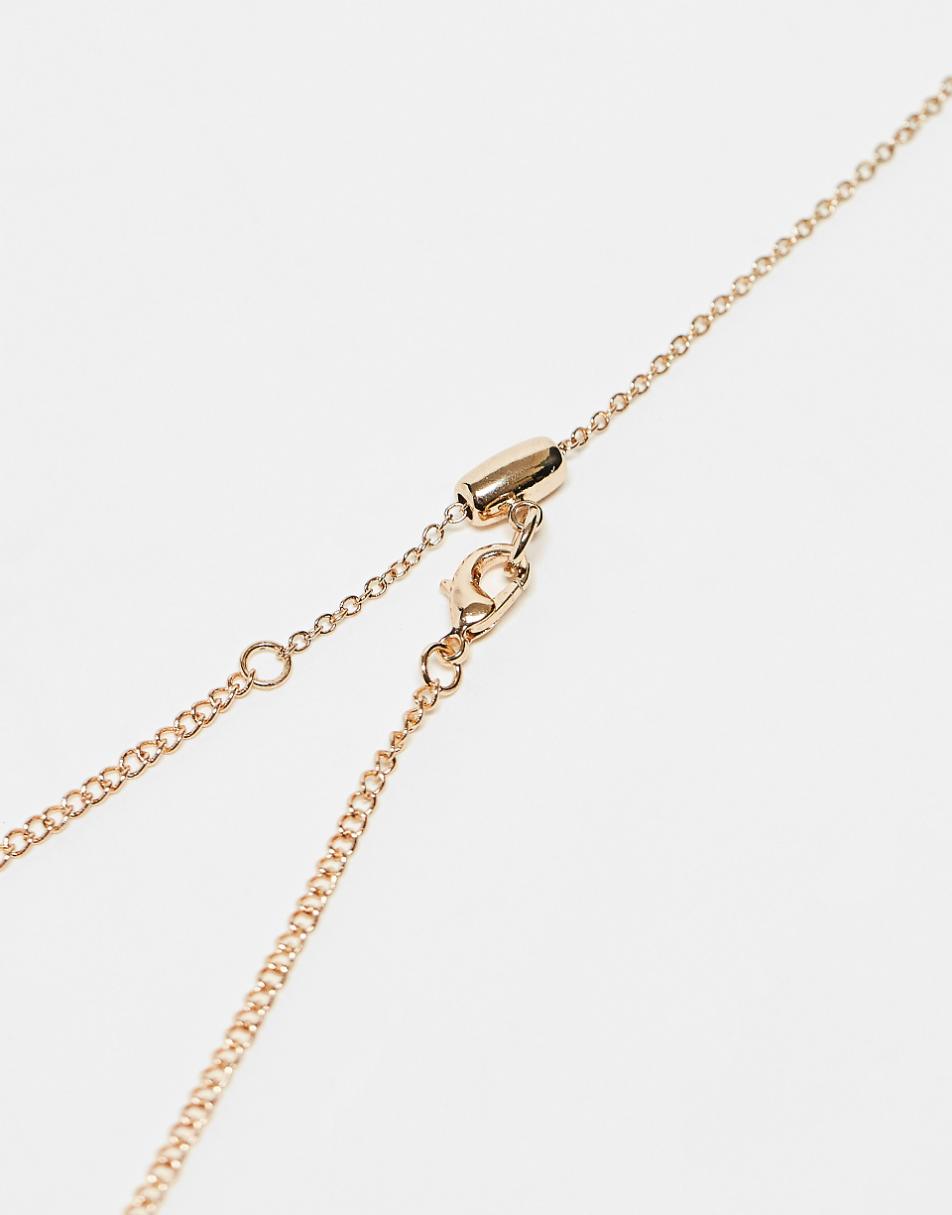 Reclaimed Vintage unisex chain with signet pendant in gold