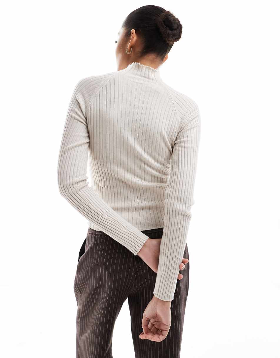 Stradivarius ribbed sweater in beige