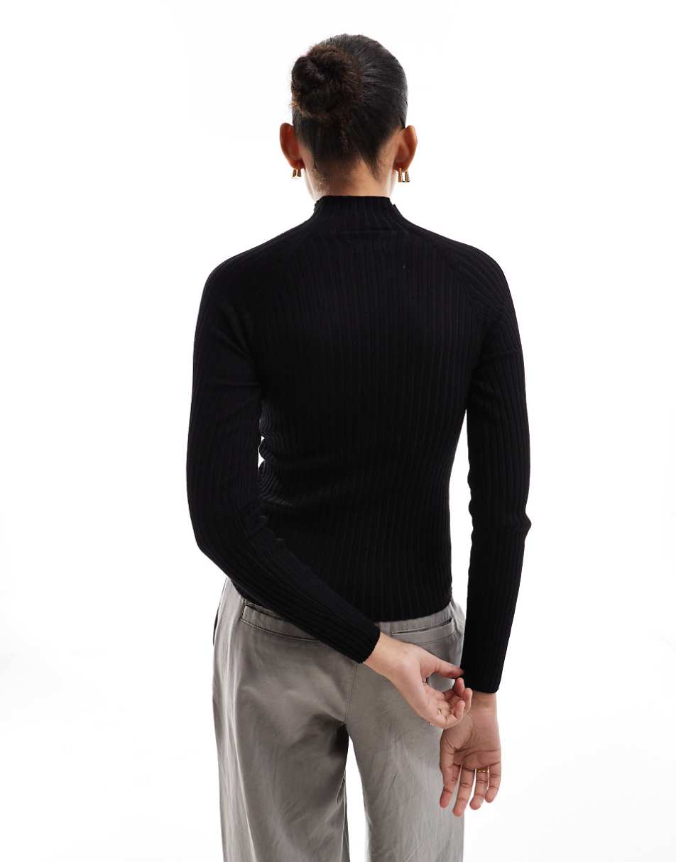 Stradivarius ribbed sweater in black