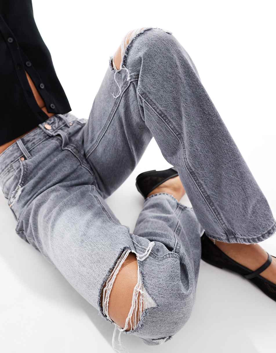 Stradivarius low waist straight leg jeans with rips in washed gray