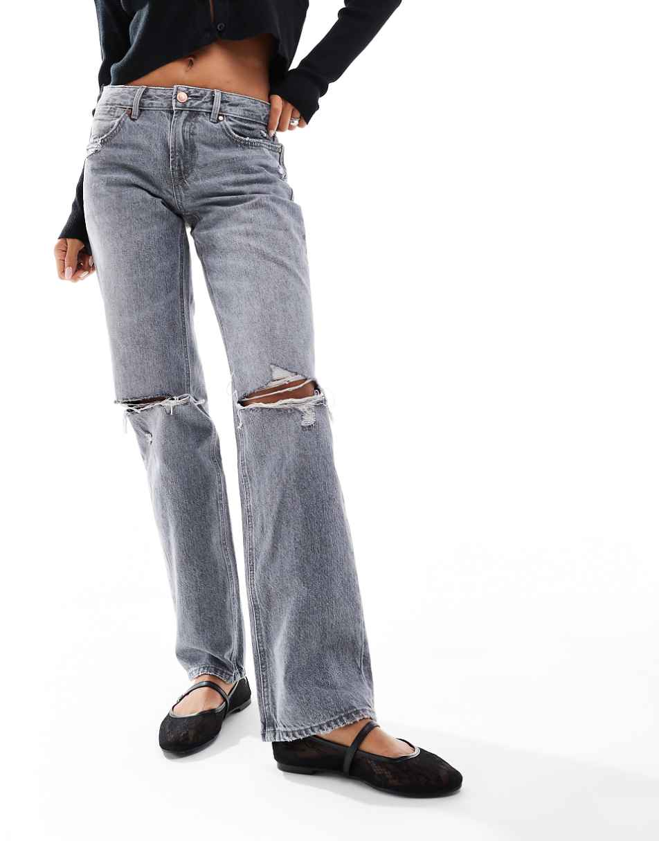 Stradivarius low waist straight leg jeans with rips in washed gray